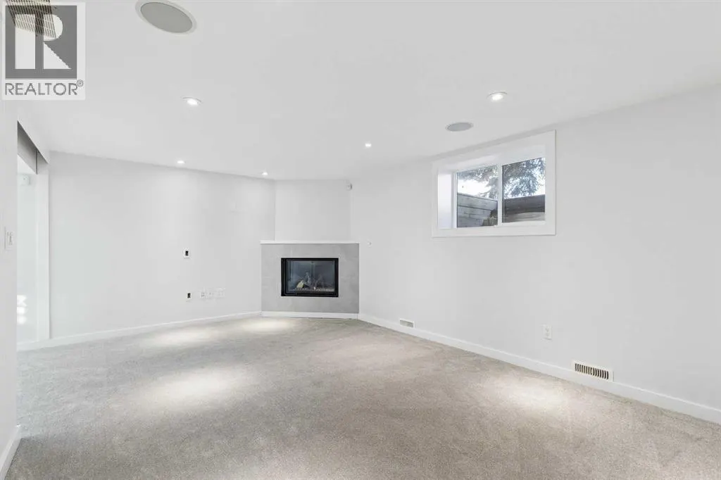 31 Hoover Place SW