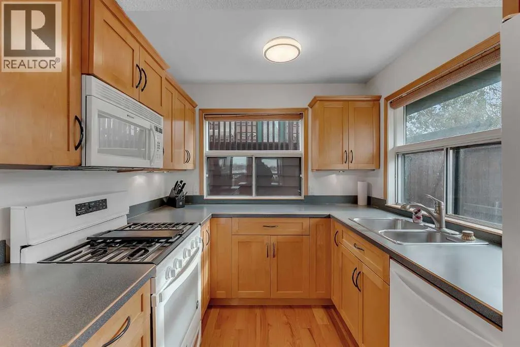 309 East Chestermere Drive