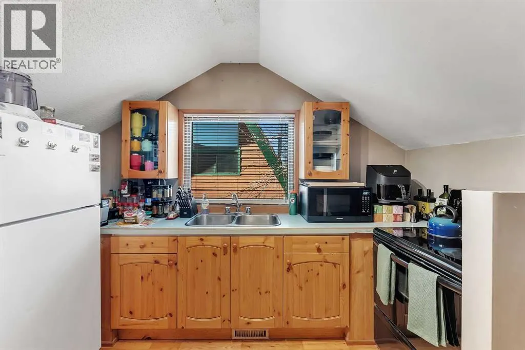309 East Chestermere Drive