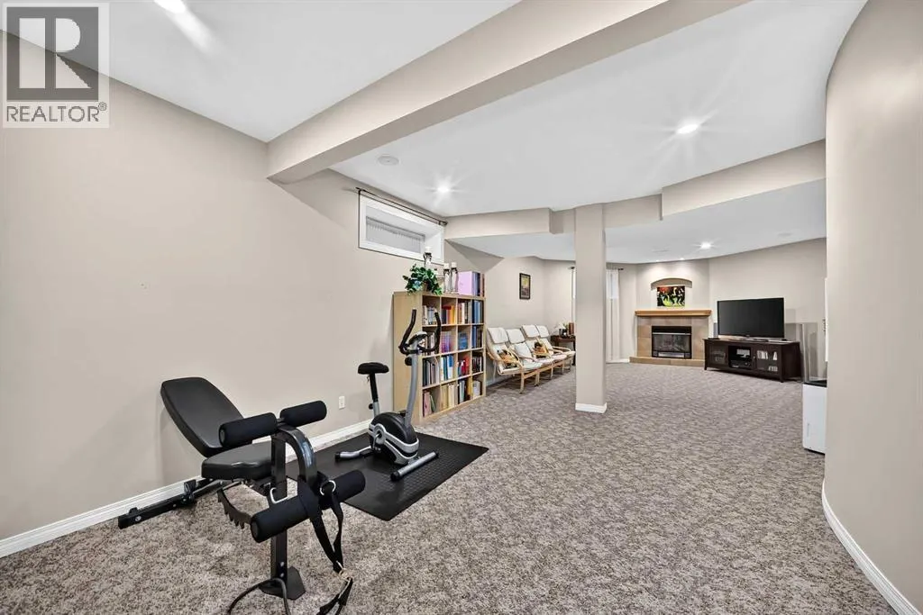 442 Sienna Heights Hill SW