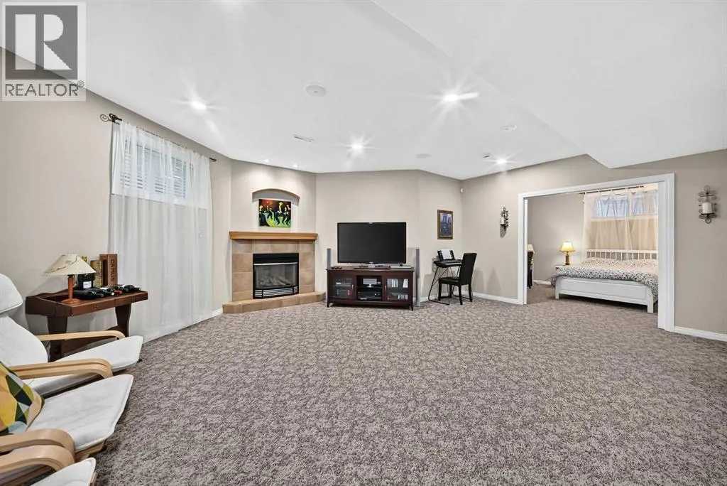 442 Sienna Heights Hill SW