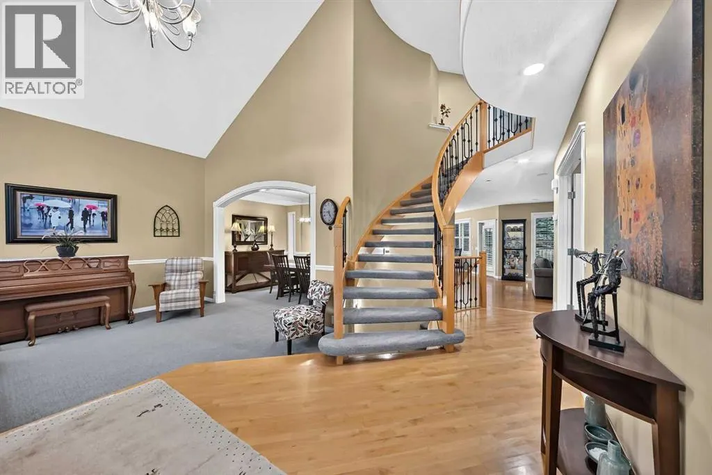 442 Sienna Heights Hill SW