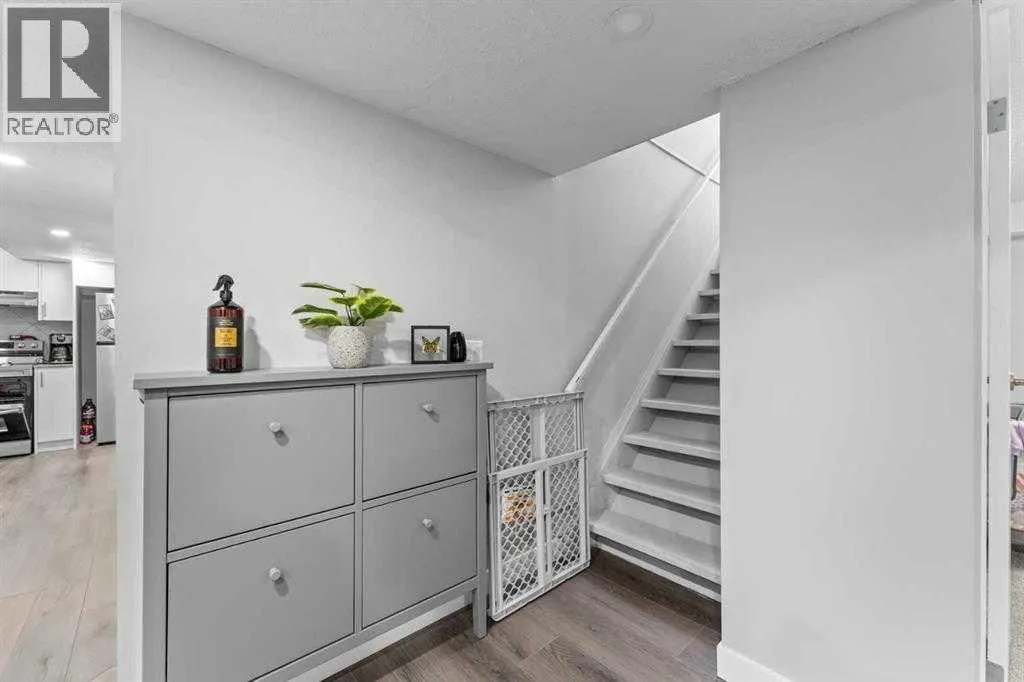 12 Cedargrove Road SW