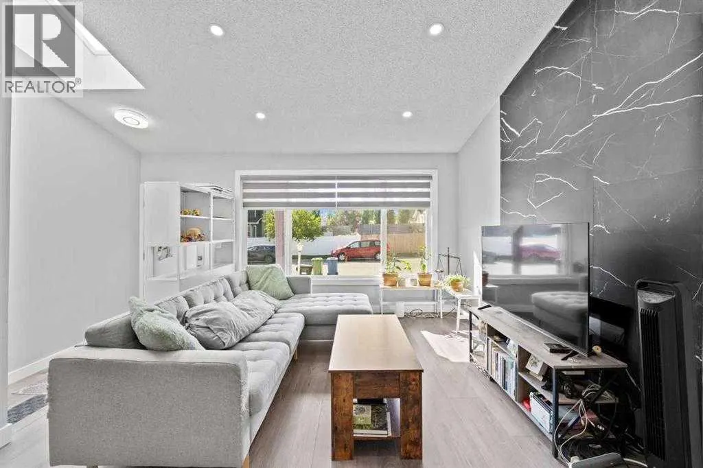12 Cedargrove Road SW