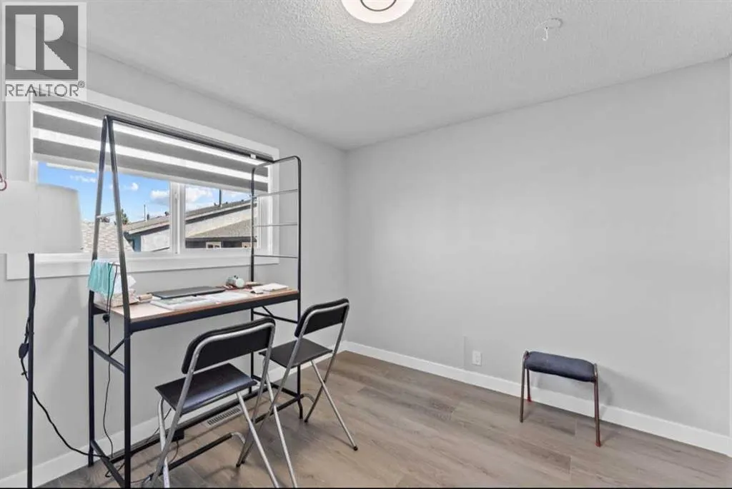 12 Cedargrove Road SW
