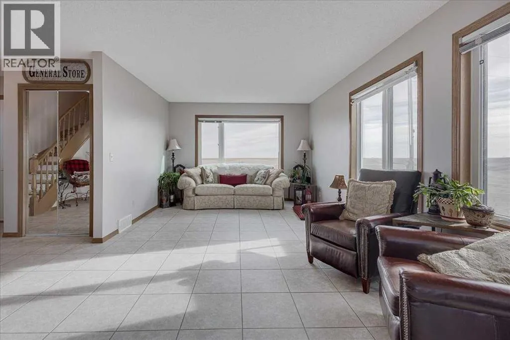 273132 Range Road 275