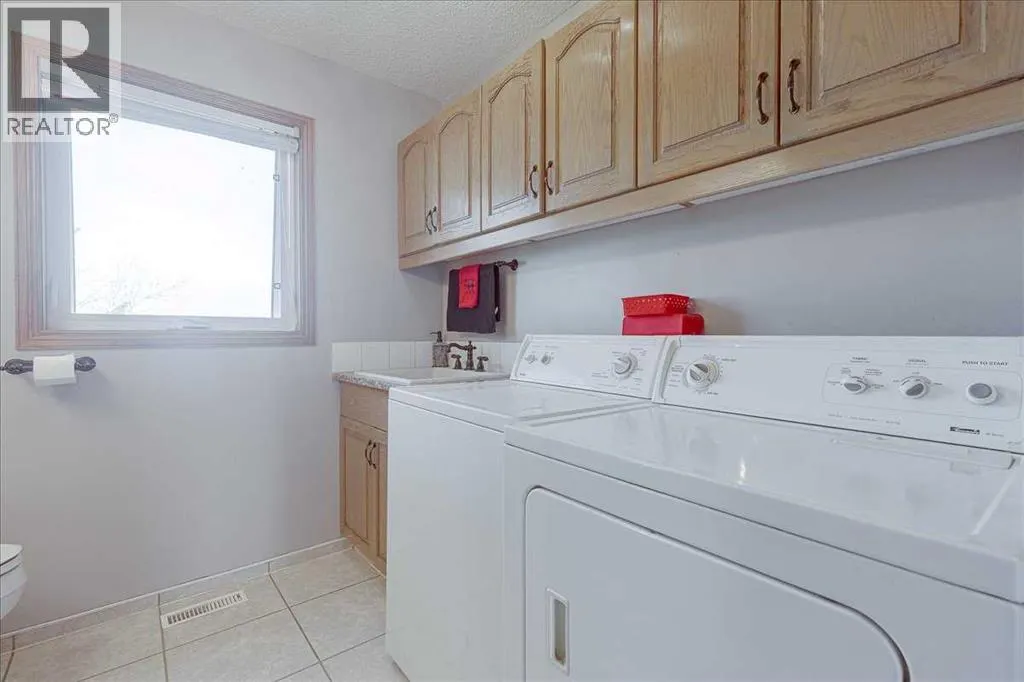 273132 Range Road 275