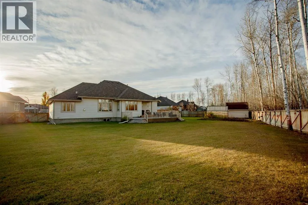 9 Chinook Crescent