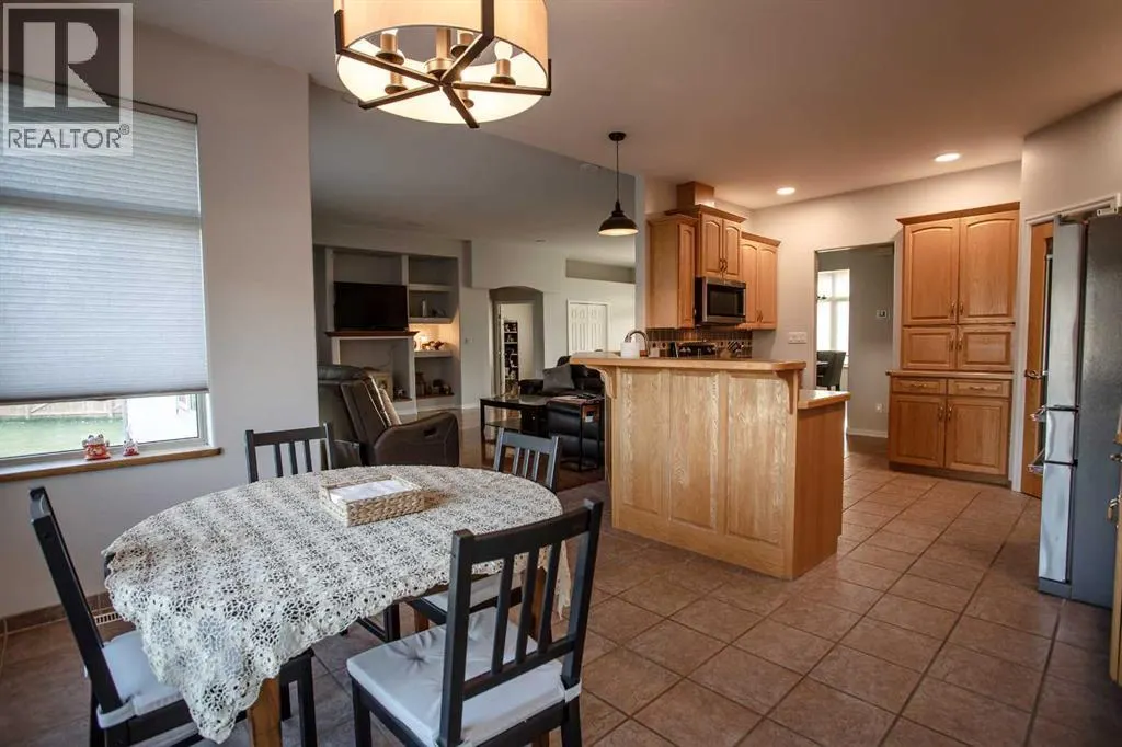 9 Chinook Crescent