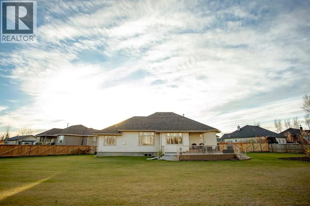 9 Chinook Crescent