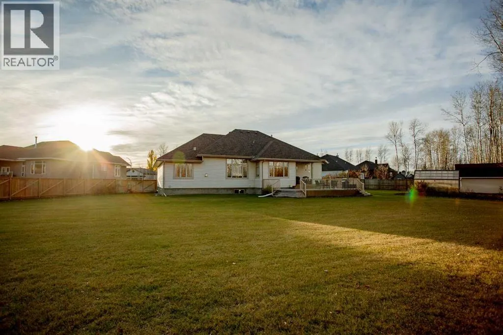 9 Chinook Crescent