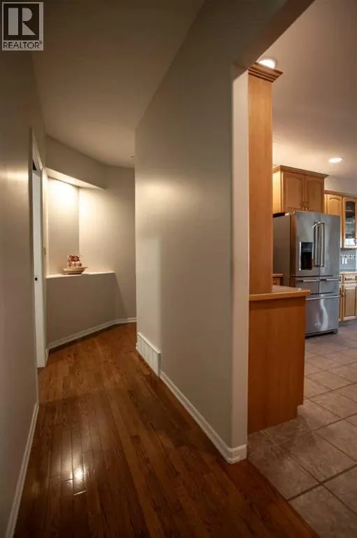 9 Chinook Crescent