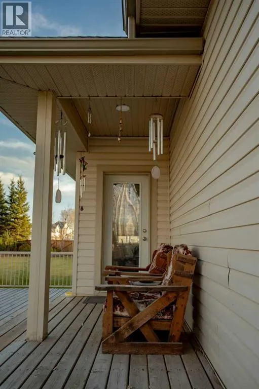 9 Chinook Crescent
