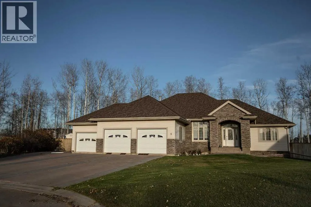 9 Chinook Crescent
