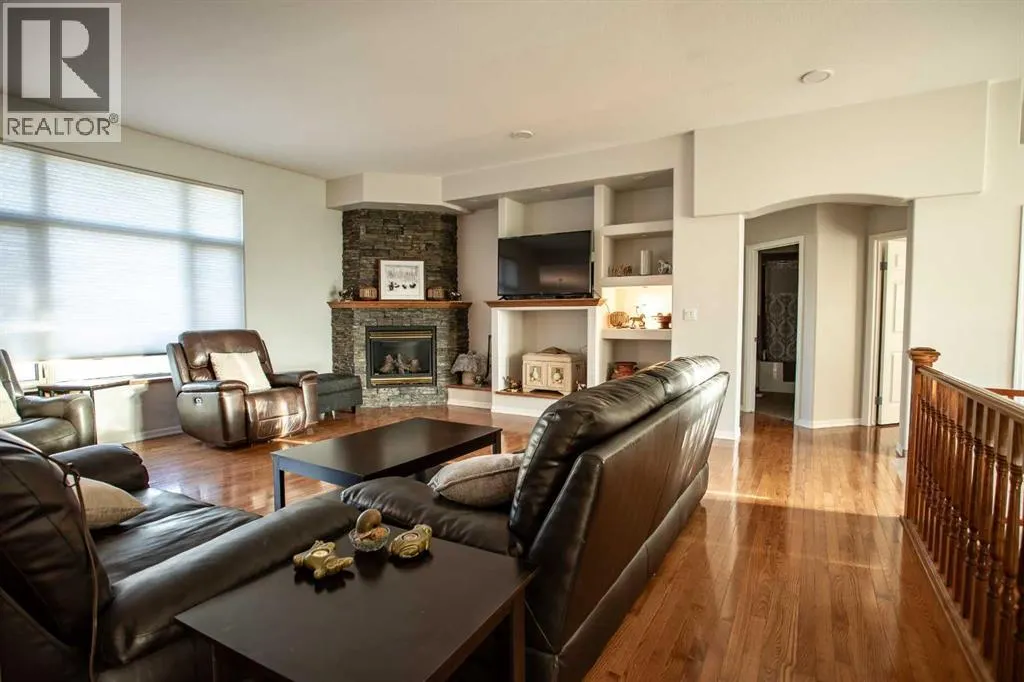 9 Chinook Crescent