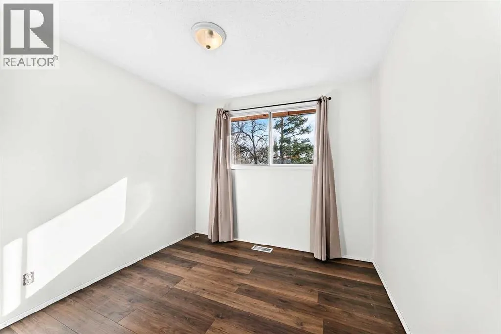 4 Sullivan Road SW