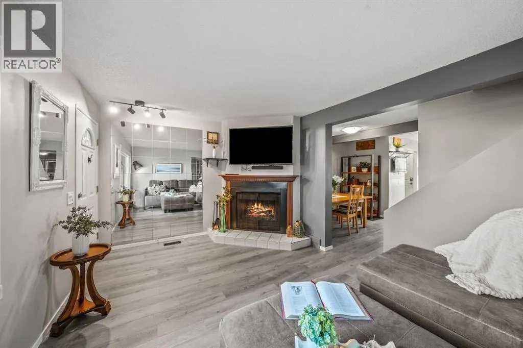54, 1845 Lysander Crescent SE