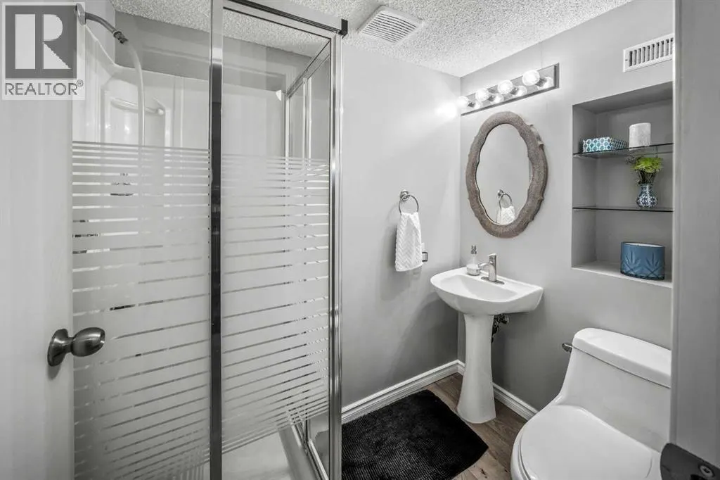 54, 1845 Lysander Crescent SE