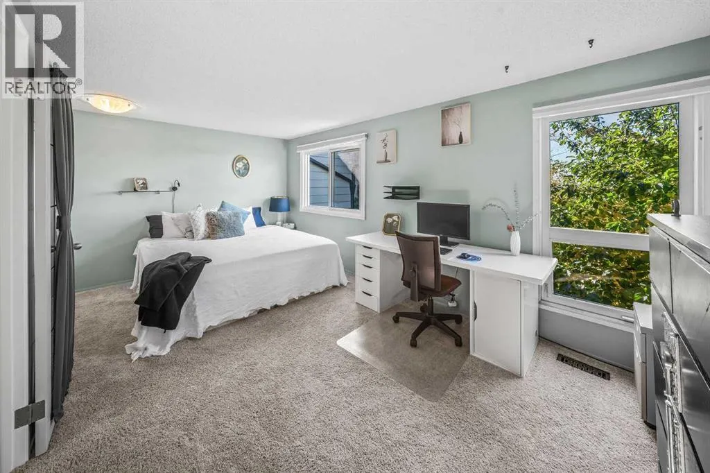 54, 1845 Lysander Crescent SE