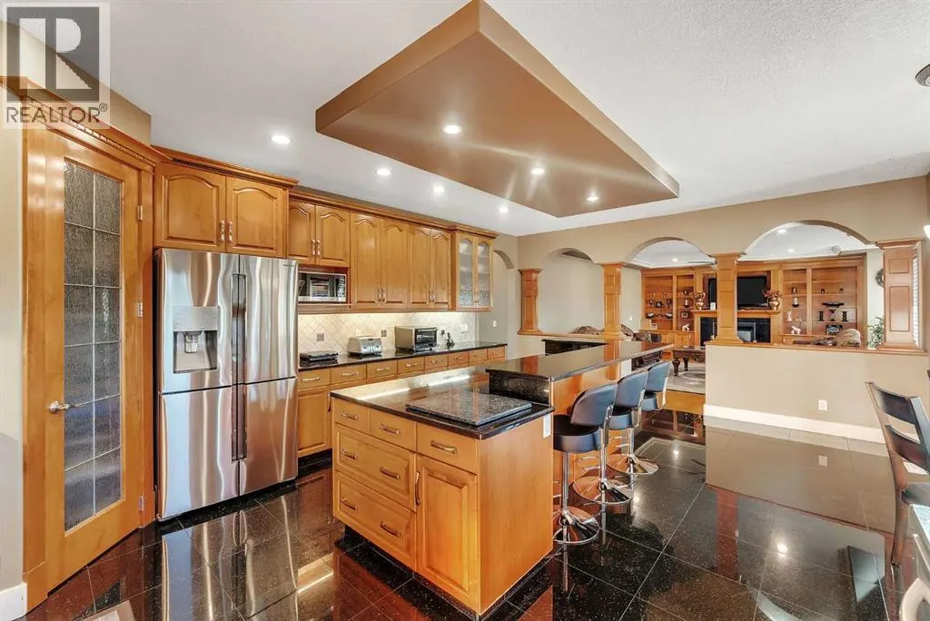 220 East Lakeview Place