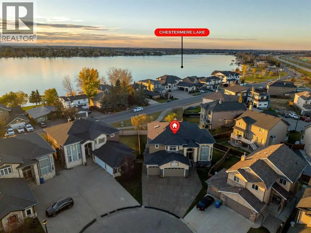 220 East Lakeview Place