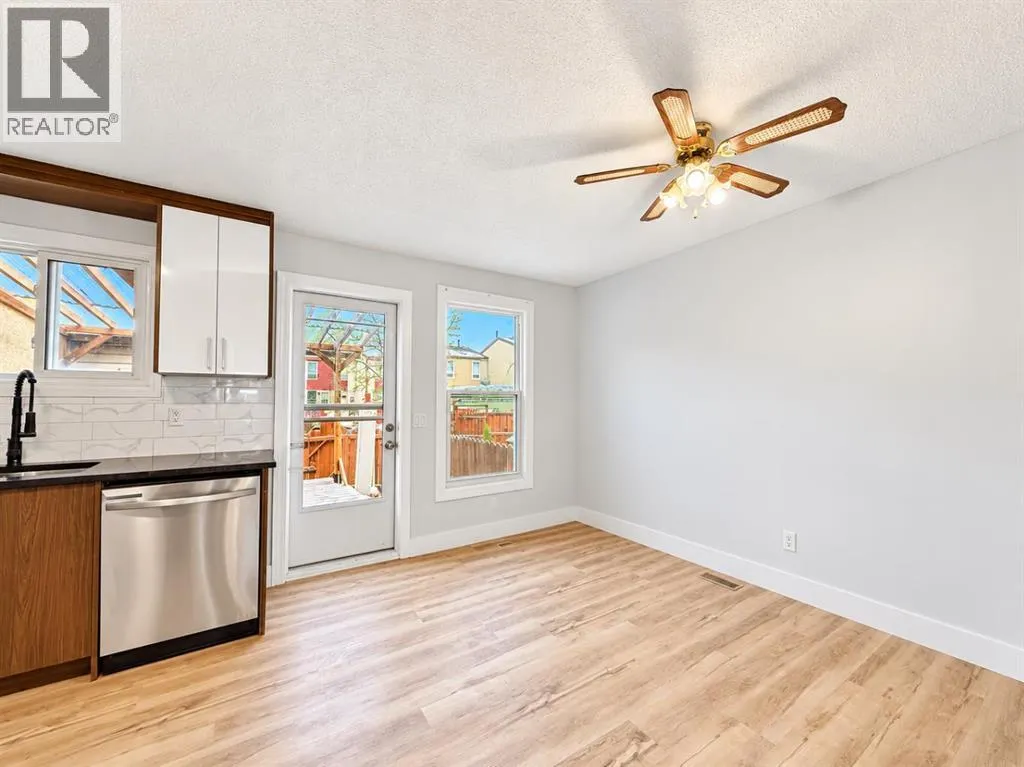 251 Pensville Close SE