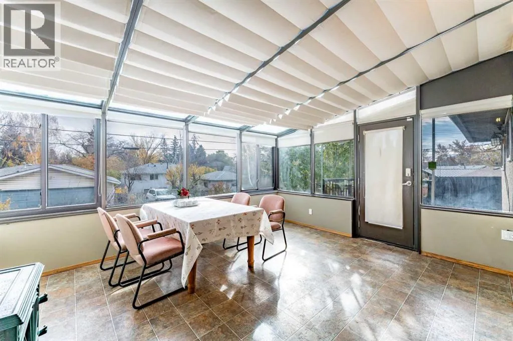 2018 Cottonwood Crescent SE