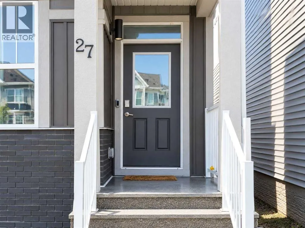 27 Cornerstone Green NE