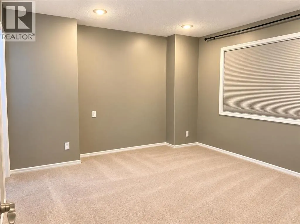 198 Grizzly Terrace N