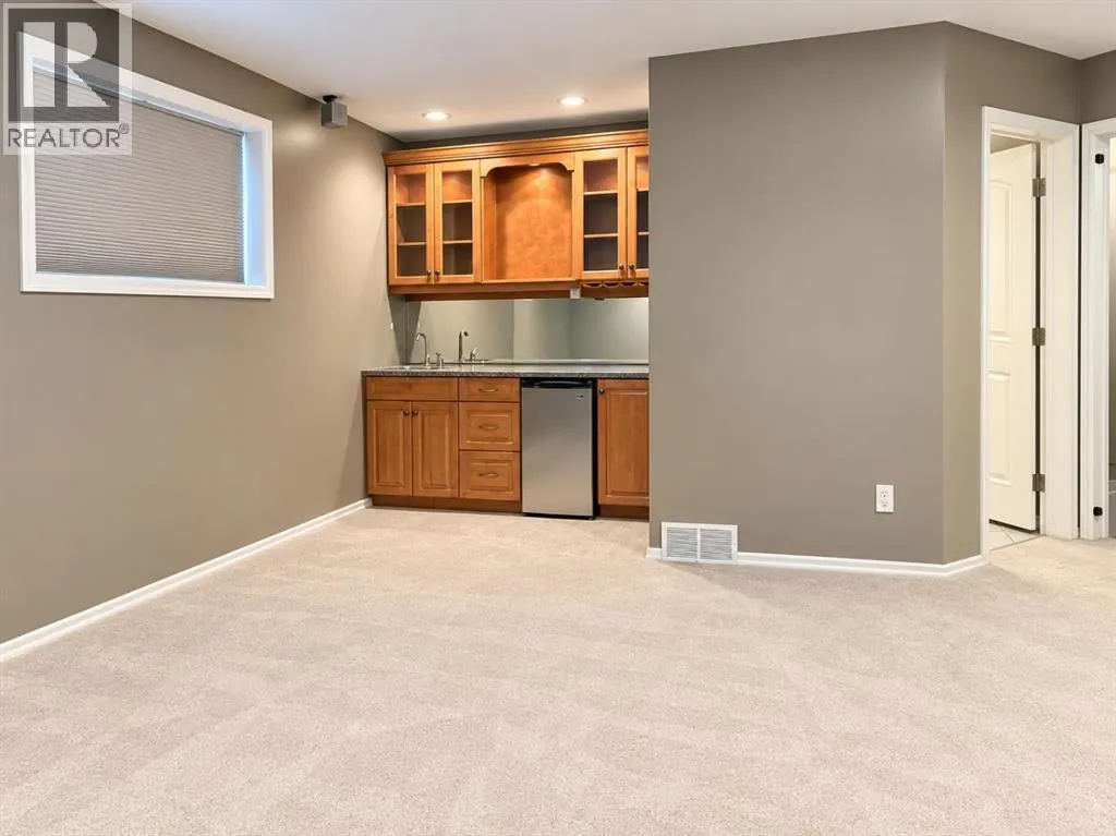 198 Grizzly Terrace N