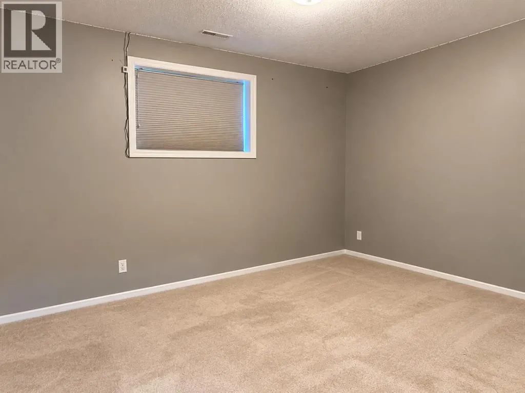 198 Grizzly Terrace N