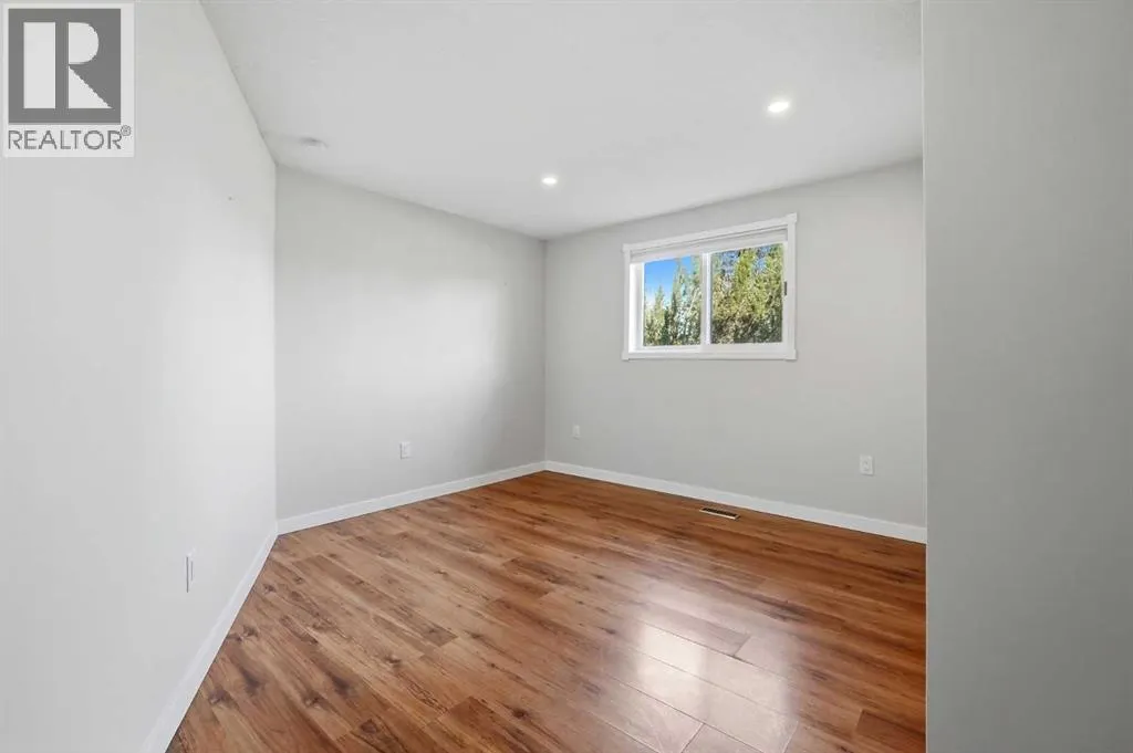 28 Newlands Avenue