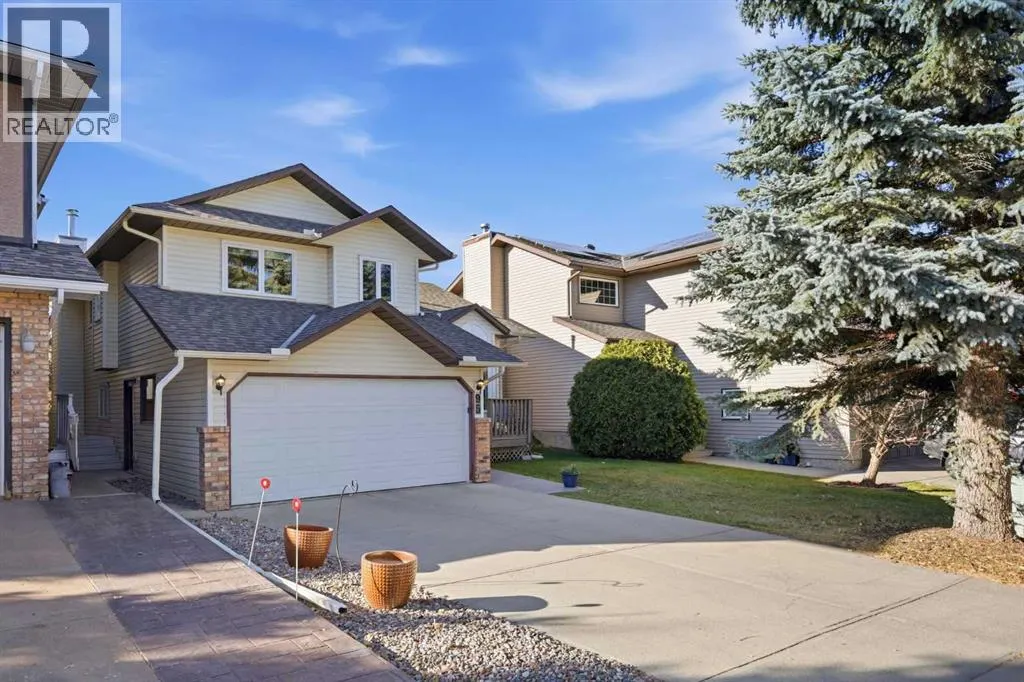 95 Macewan Ridge Close NW