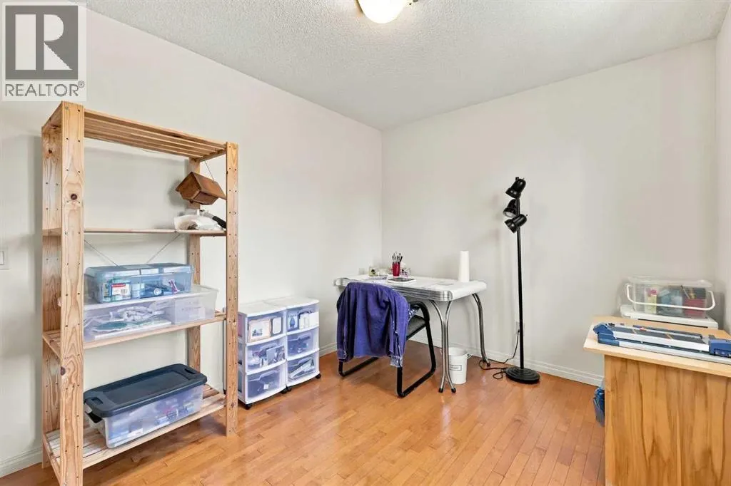 95 Macewan Ridge Close NW