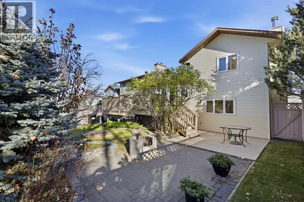 95 Macewan Ridge Close NW