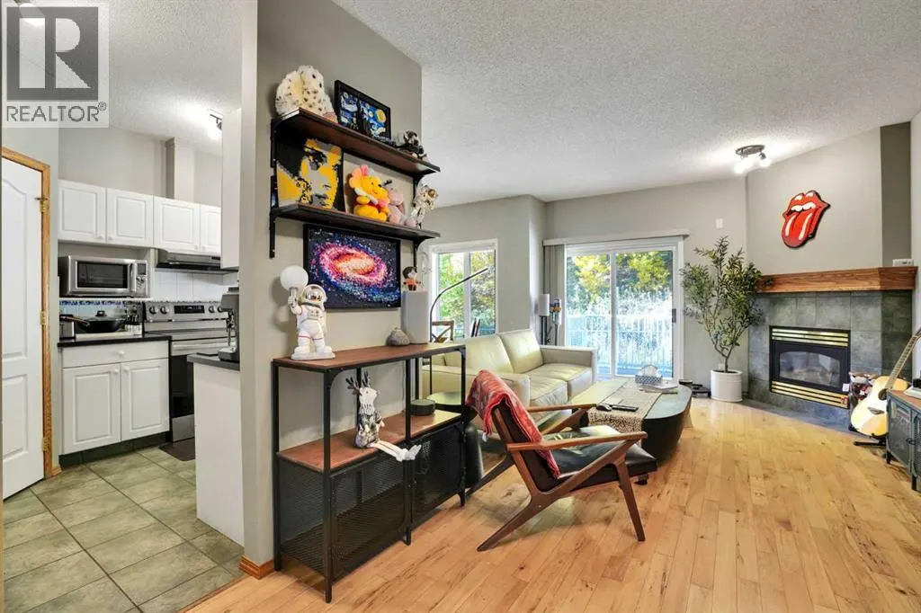 145 Hamptons Link NW