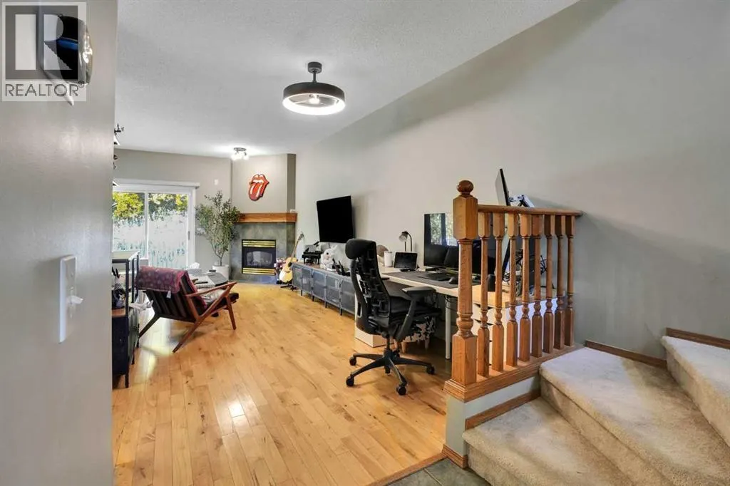 145 Hamptons Link NW