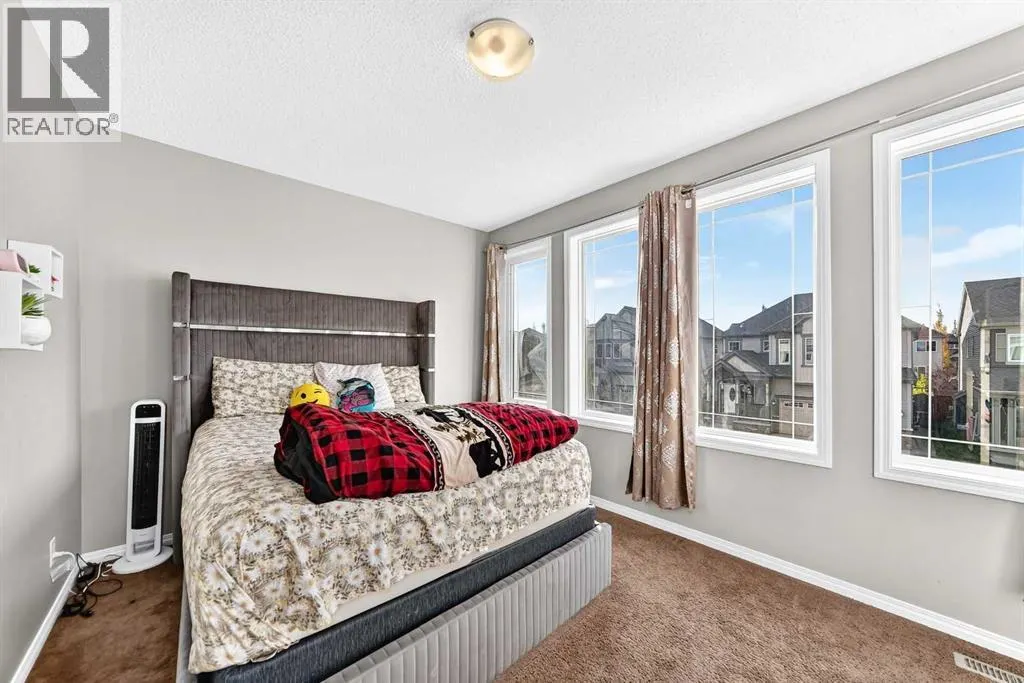 151 Windwood Grove SW