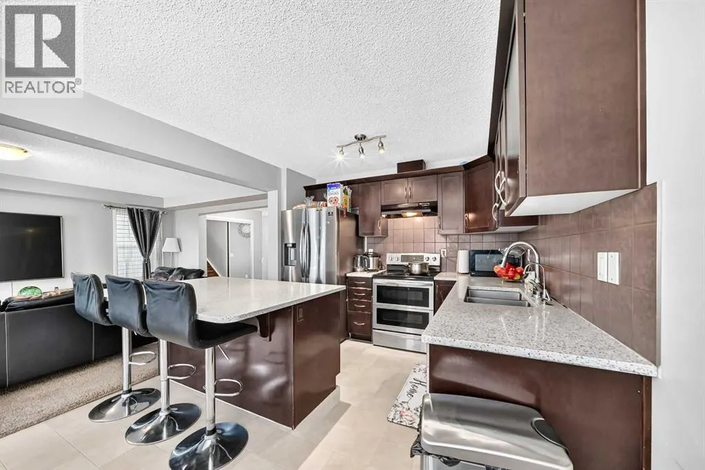 151 Windwood Grove SW