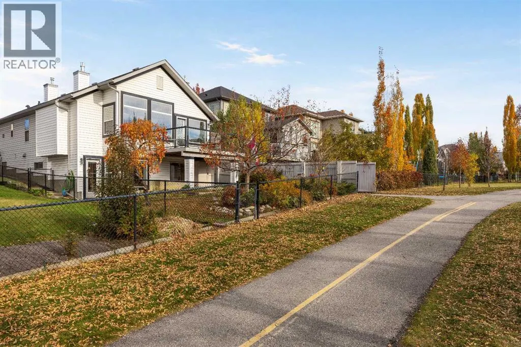 3 Tuscany Meadows Crescent NW