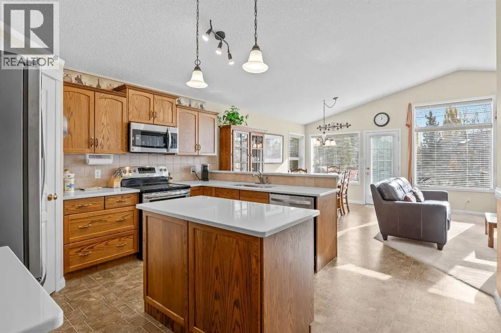 3 Tuscany Meadows Crescent NW