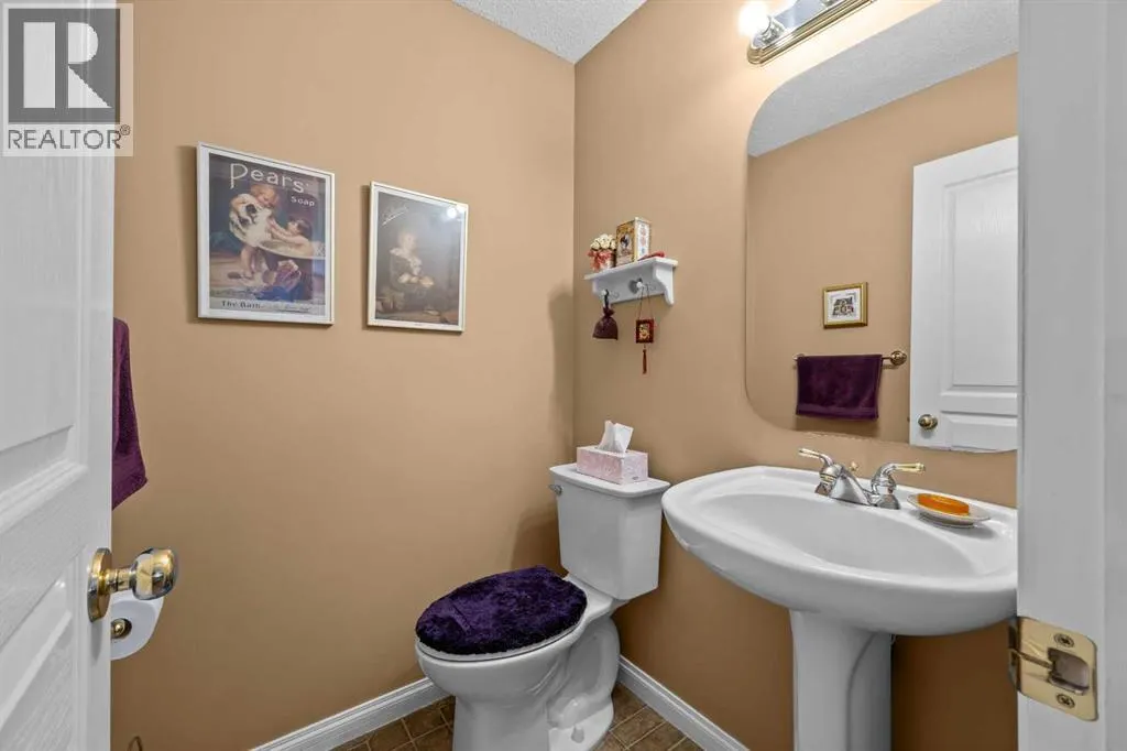 3 Tuscany Meadows Crescent NW