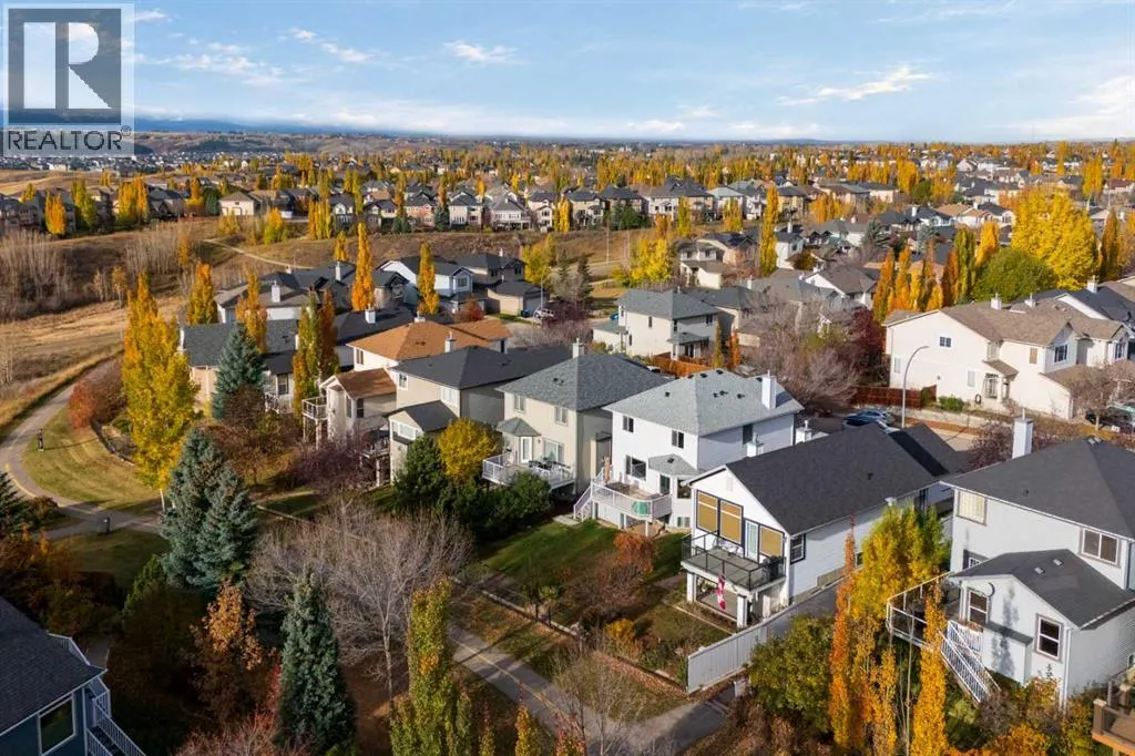 3 Tuscany Meadows Crescent NW