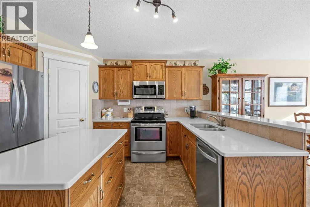 3 Tuscany Meadows Crescent NW