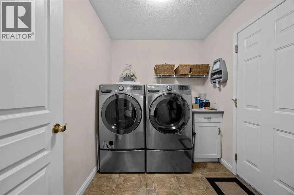 3 Tuscany Meadows Crescent NW
