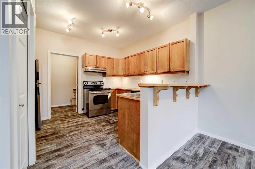 4, 125 Silkstone Road W