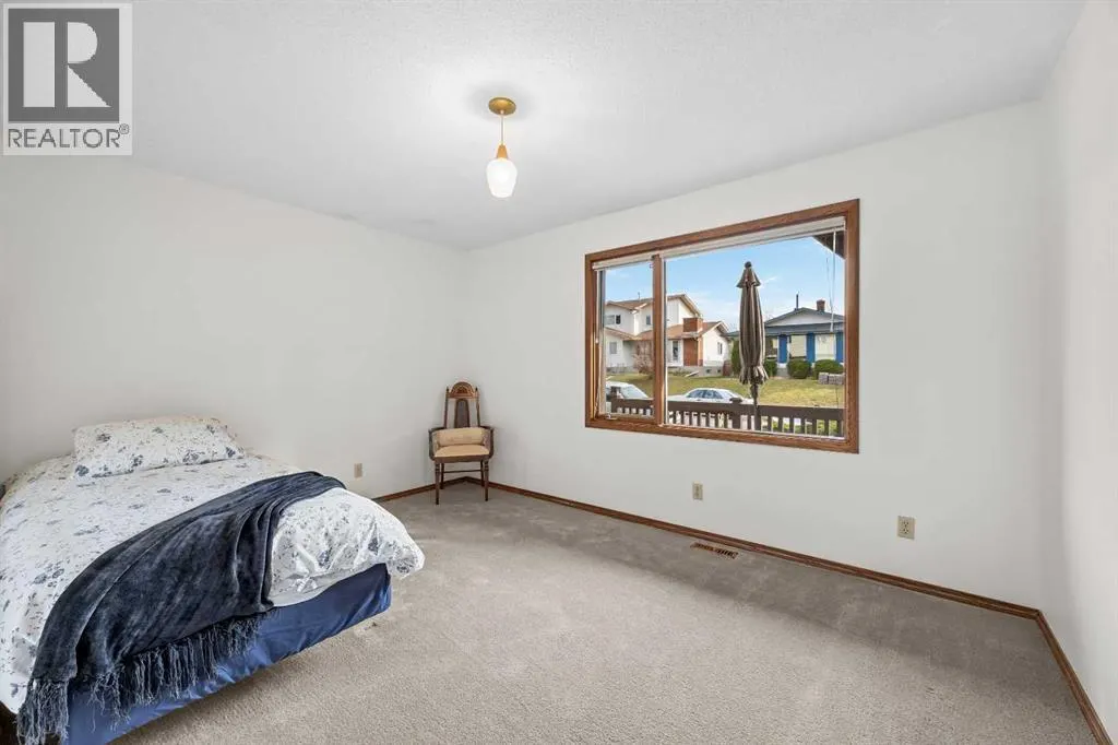 6268 Silver Springs Hill NW