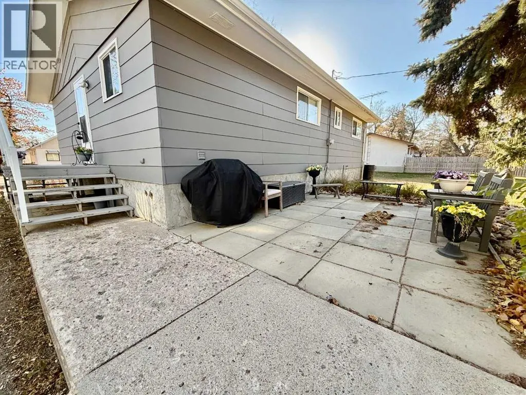 5224 52 Street