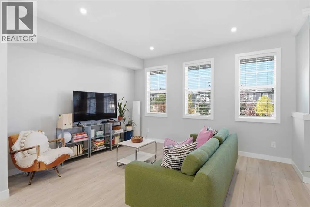 416 West Lakeview Drive