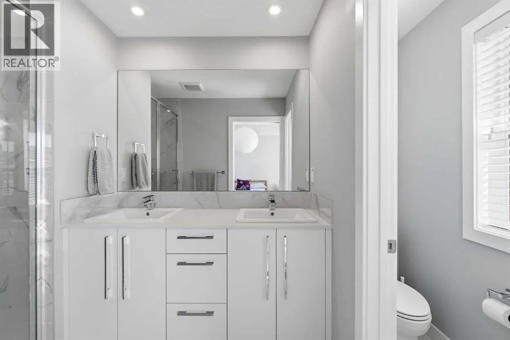 416 West Lakeview Drive